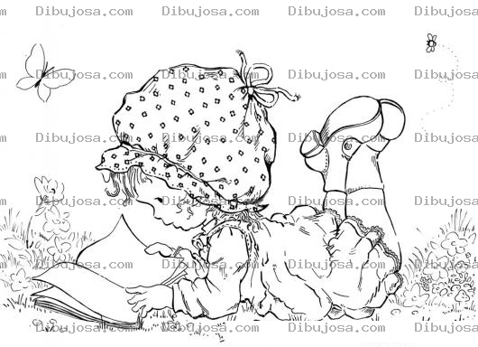 Dibujo para colorear Chica De Precious Moments Leyendo Un Libro Sobre La Grama De Un Jardin Con Gorrito De Rosita Fresita Para Pintar Y Colorear